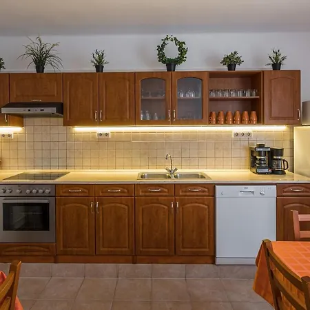 Babi - Babi Vendeghaz Guest house