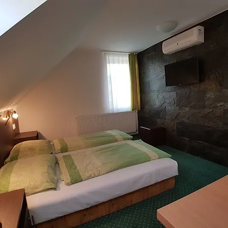 Babi - Babi Vendeghaz Guest house Balatonfured