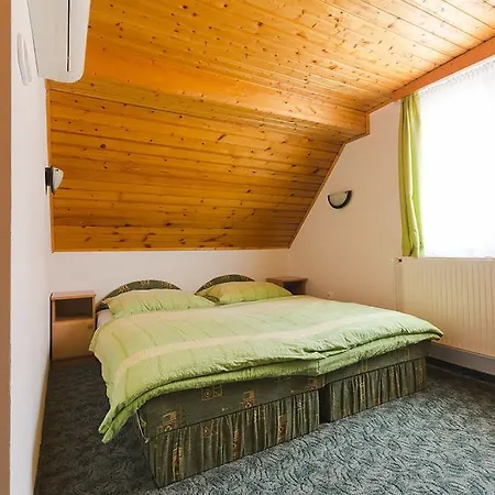 Babi - Babi Vendeghaz Gæstehus 3*