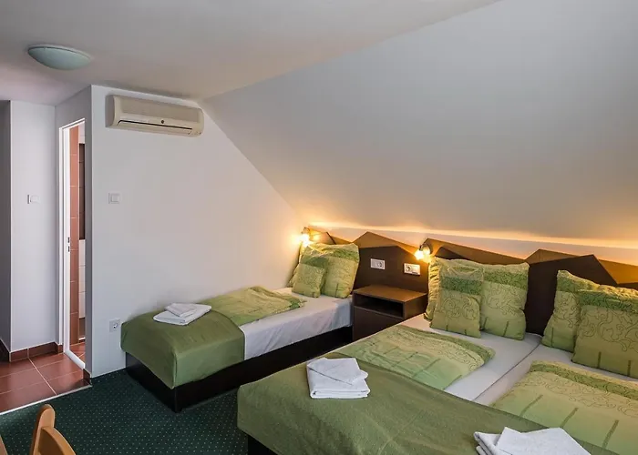 Babi - Babi 3* Balatonfüred