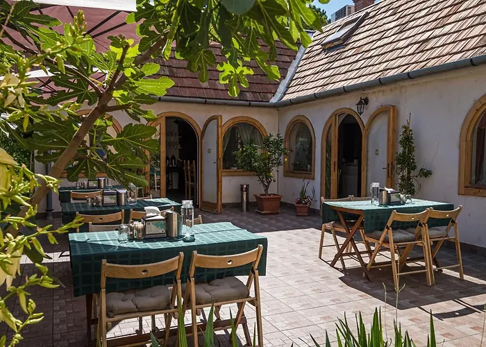 Babi - Babi Vendeghaz Guest house 3*