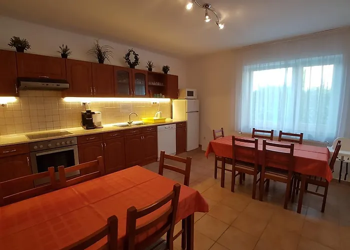 Guest house Babi - Babi Vendeghaz 3*